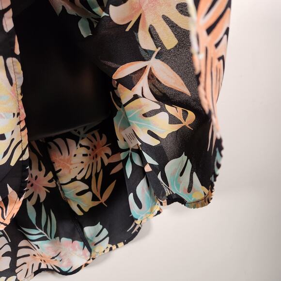 MADDEN NYC Black Beauty Plunge Halter Dress Juniors XL Black Pastel Tropical - Picture 10 of 11